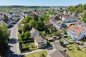 Mittendrin und doch viel Grün ringsum - Mehrfamilienhaus, Wohnhaus mit 180,00 m&sup2; in Pfullendorf zum Kaufen