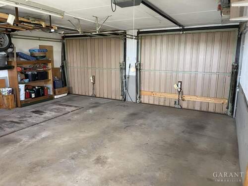 Doppelgarage-mit-E-Tor - 