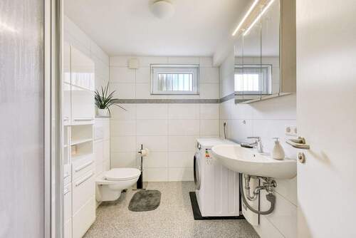 Bad mit Fenster & DU - 