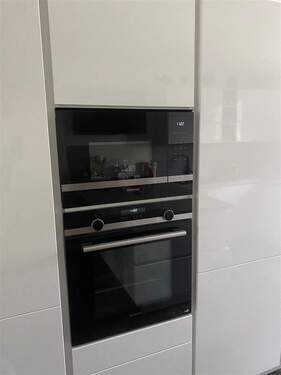 hochwertige Geräte EBK - 