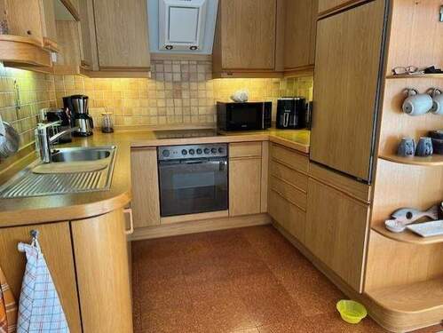 Küche - EBK mit Geräten - 