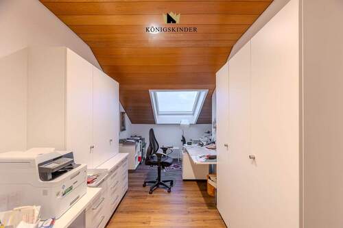 Auch ein Office ist da... - 