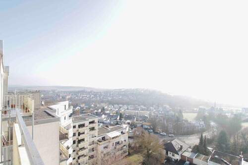 Ausblick Richtung Dettelbach - 3 Zimmer Etagenwohnung in Würzburg