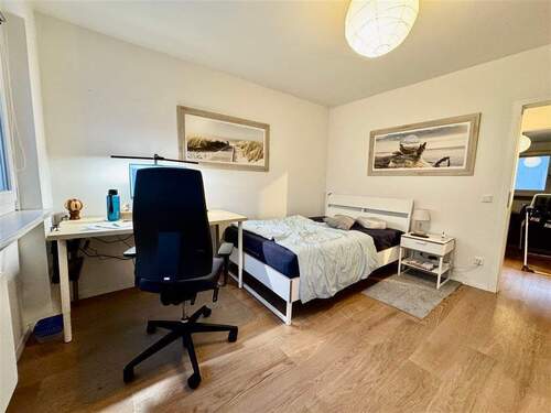 Schlafzimmer #2 - 2 Zimmer Etagenwohnung zum Kaufen in Nürnberg