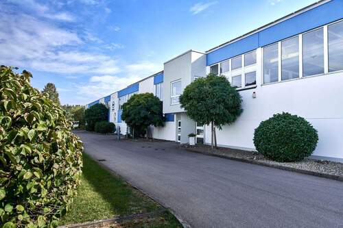 1.Außenansicht (7) - Wunschmietfläche gesucht ? 752 m² Hallen mit Büros Verwaltung