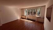 Bild 1 - Altbau-Traum im sanierten Gründerzeithaus - Blick ins Grüne & mit großem Garten!