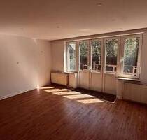 Altbau-Traum im sanierten Gründerzeithaus - Blick ins Grüne & mit großem Garten! - Geesthacht