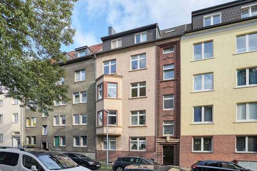 Hausansicht - 3 Zimmer Etagenwohnung zum Kaufen in Bochum
