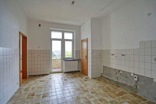 Küche mit Zugang zur Loggia - 