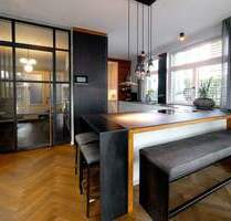 Exklusives Einfamilienhaus mit Pool in Toplage von Prien am Chiemsee