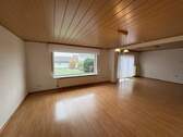 Wohn-und Esszimmer im EG - 