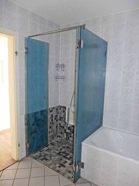 vM1205_Bad_Duchkabine.jpg - 