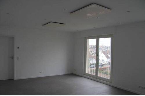 Bild 2 - 2 Zimmer Etagenwohnung zur Miete in Esslingen am Neckar