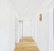 VERMIETUNG: Moderne 4-Zimmer-Dachgeschosswohung in Laineck. - Bayreuth