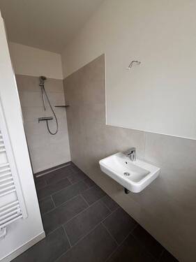 Gäste-WC mit Dusche - Visualisierung nach Fertigstellung - 