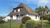 Hausansicht von hinten - 3-Familienhaus im Herzen von Büsum – vollmodernisiert, teilweise vermietet