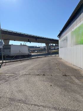 Außen.1 - Halle zur Miete in Ulm