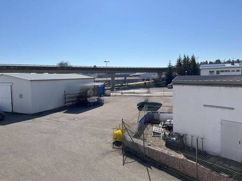 Außensichtweise - Halle in Ulm zur Miete