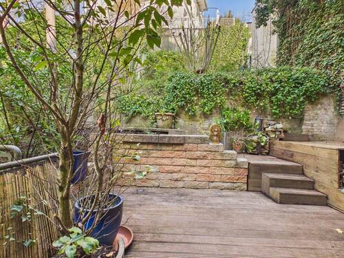 schöne Terrasse - 3 Zimmer Etagenwohnung in Wiesbaden