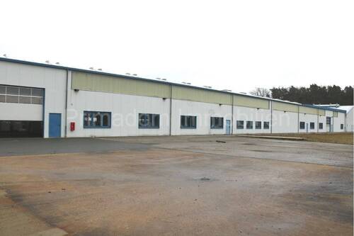 Hinteransicht - Halle in Gremsdorf