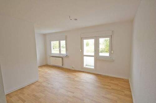 Wohn/Schlafbereich - 1 Zimmer Etagenwohnung zur Miete in Halle (Saale)