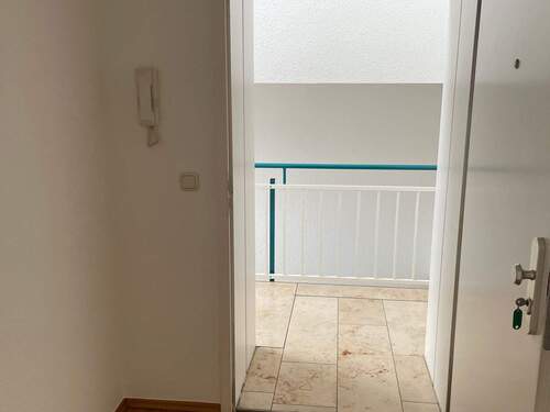 Eingangsbereich - Etagenwohnung mit 70,50 m² in Nürnberg zum Kaufen