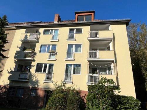 Hausansicht_Balkone - 3 Zimmer Etagenwohnung in Berlin