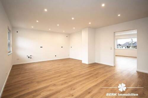 Küche und Essbereich - 4 Zimmer Etagenwohnung in Sulzbach am Main