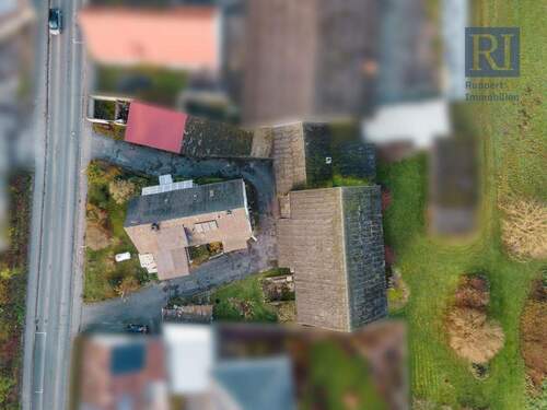 Vogelperspektive - 1 Zimmer Mehrfamilienhaus, Wohnhaus in Kleinrinderfeld / Limbachshof