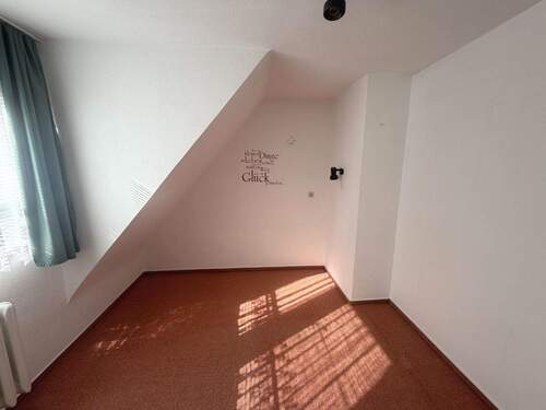 OG: Kinderzimmer 1 - 