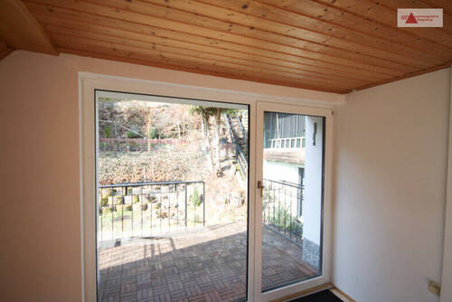 Blick zur Terrasse aus Schlafzimmer DG - 