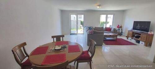 Großer Wohn-und Essbereich - 