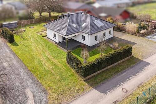 Luftaufnahme - Einfamilienhaus mit 129,80 m&sup2; in Rüde / Großrüde zum Kaufen