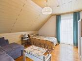 Schlafzimmer 2 OG - 