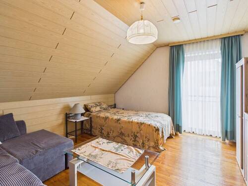 Schlafzimmer 2 OG - 