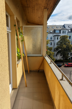 Balkon Straßenseite - 