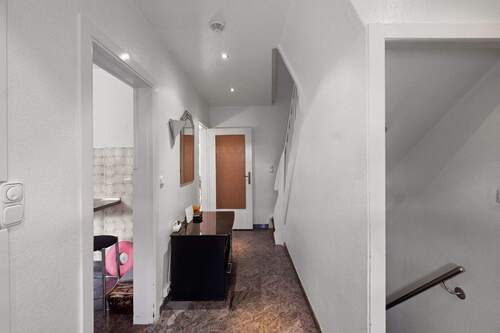 Eingangsbereich - 3 Zimmer Reihenendhaus zum Kaufen in Schenefeld