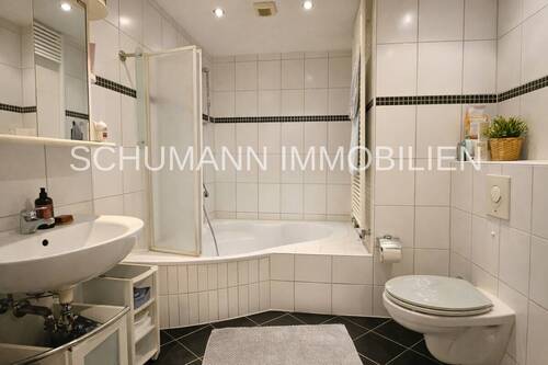 1. OG Modernes Wannenbad - 