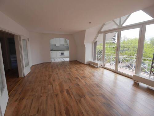 Wohnzimmer - Etagenwohnung mit 82,10 m&sup2; in Uetersen zum Kaufen