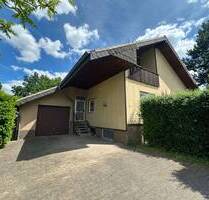 Großzügiges Einfamilienhaus mit Wintergarten, Loggia und großem Garten in ruhiger Lage - unbewohnt - Hettenleidelheim