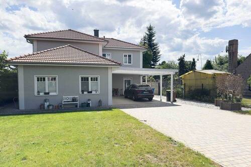 Frontansicht - 6 Zimmer Einfamilienhaus zum Kaufen in Ahrensfelde