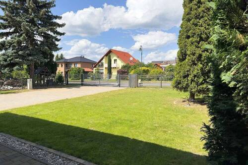 Ansicht zur Straße - 6 Zimmer Einfamilienhaus in Ahrensfelde