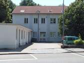 Vorderansicht, Hauszugang - 