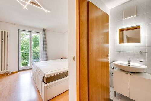 Badezimmer - Etagenwohnung mit 56,20 m² in Dachau zum Kaufen