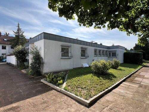 Aussenansicht - Einfamilienhaus mit 122,00 m² in Nürnberg zum Kaufen