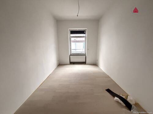 Schlafzimmer 2 - Etagenwohnung mit 72,00 m&sup2; in Frankfurt am Main zur Miete