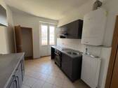 Küche mit Einbauküche - Etagenwohnung mit 73,00 m&sup2; in Zwickau zur Miete