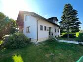 Straßenansicht - 7 Zimmer Einfamilienhaus zum Kaufen in Neustadt bei Coburg