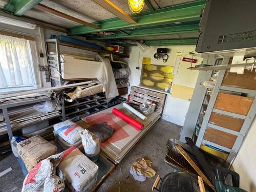 Garage - 