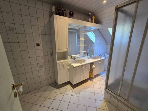 16 Bad oben - 